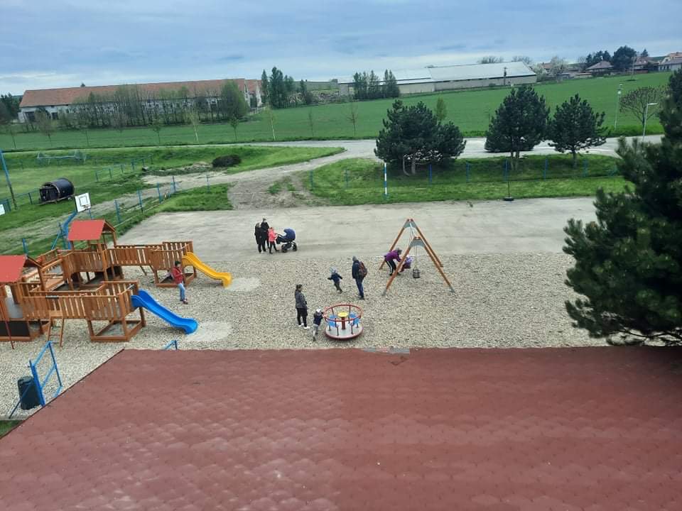 Realizace dětského hřiště Plaňany – terénní úpravy gallery